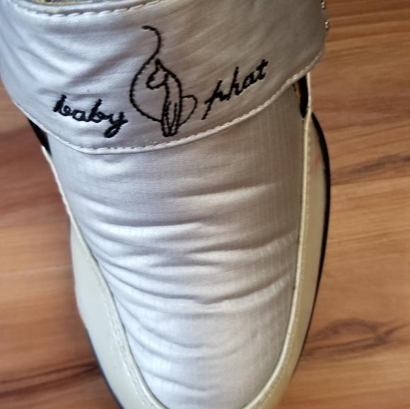 boots - Picture 3 of 3